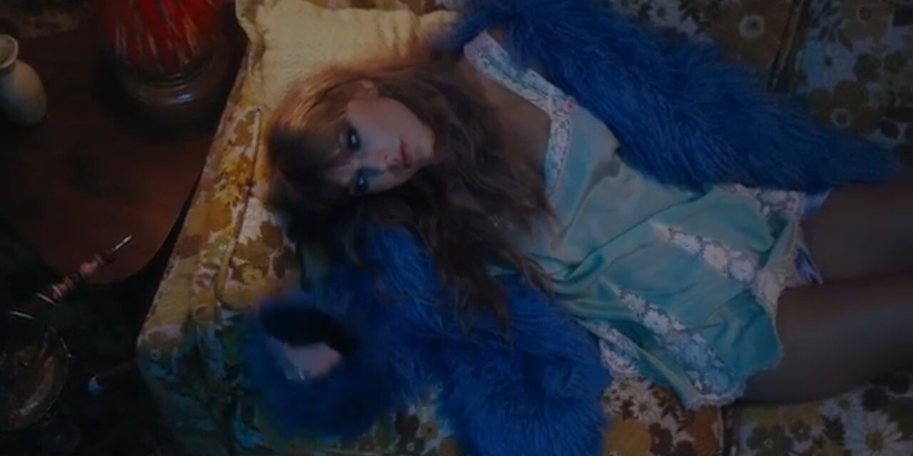 Taylor Swift - Lavender Haze (Official Music Video)