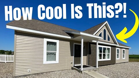Incredible Modular Home With The Coolest Design I’ve Seen!