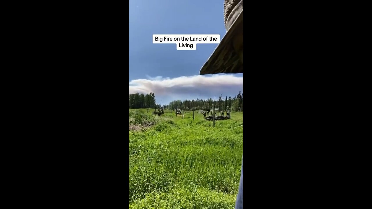 CA: Resident Claims He Saw A Giant Plume, “Like A Mushroom Cloud” When The Canadian Wildfires Began