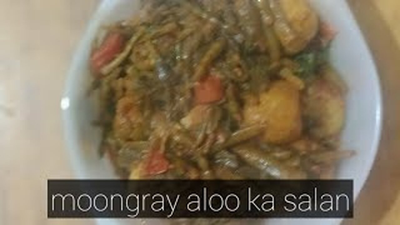 moongray aloo recipe by api ji k ideas,moongray aloo recipe in urdu,how to mke moongray aloo,