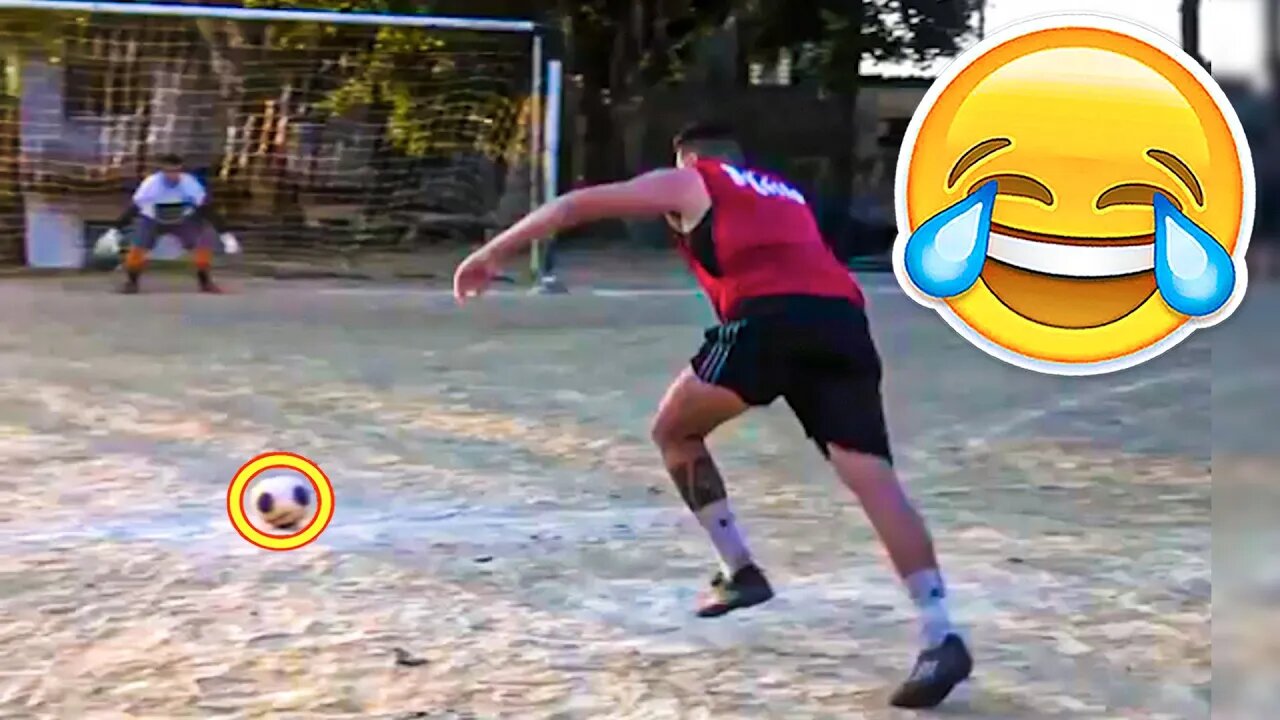 BEST SOCCER FOOTBALL VINES & TIKTOK'S 🤣 FAILS, SKILLS, GOALS