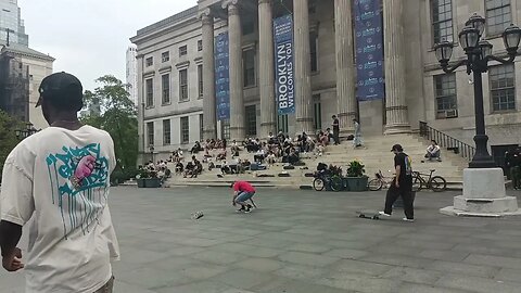 Skateboarders Ruining The Brooklyn Borough Hall Steps. 7/8/2023