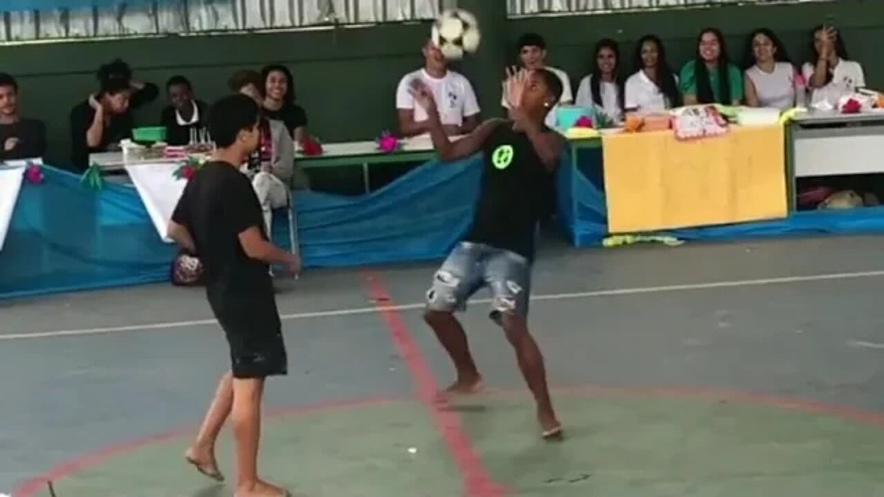 TEM MUITO TALENTO #shorts