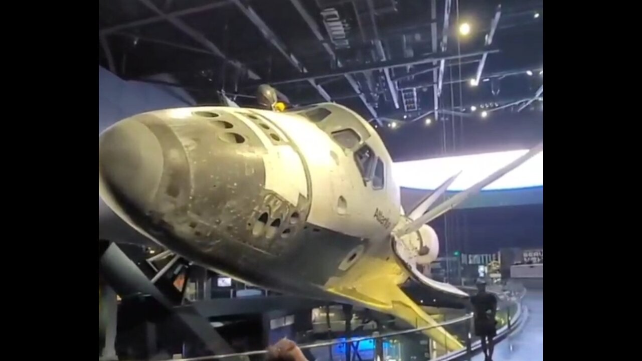 Experiencing the Space Shuttle Atlantis