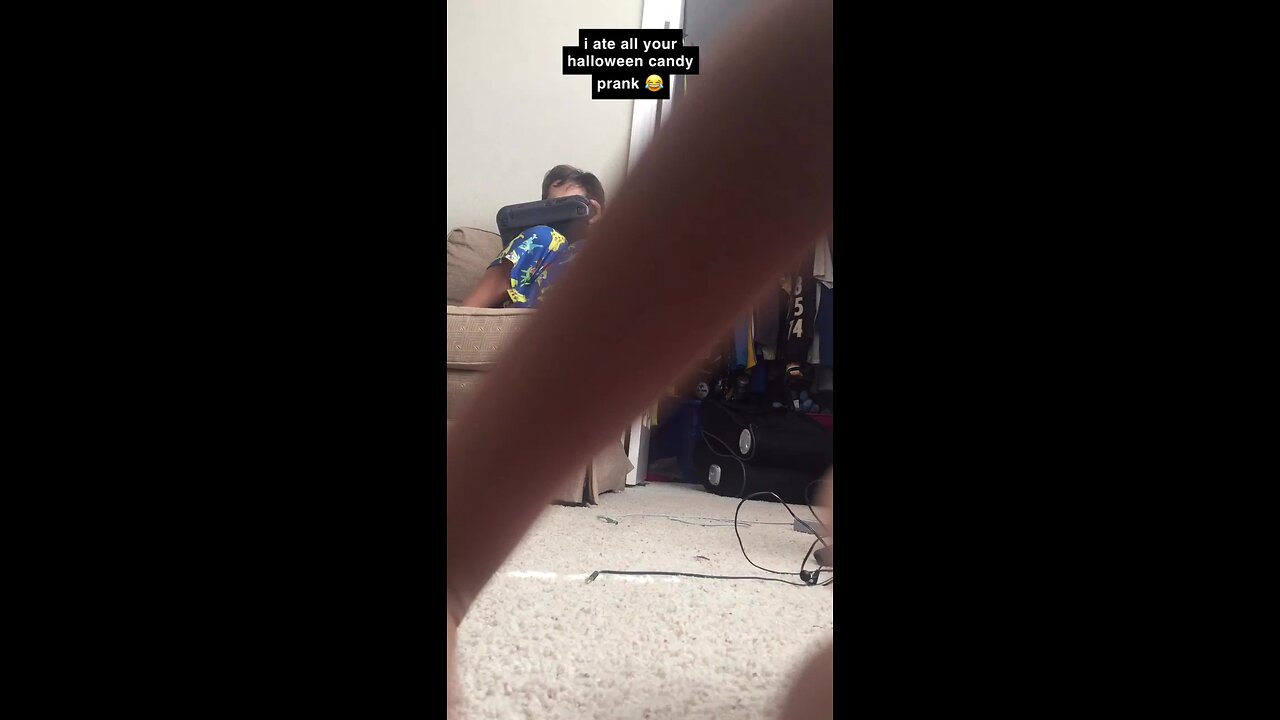 Ate my little brother halloween candy (PRANK)
