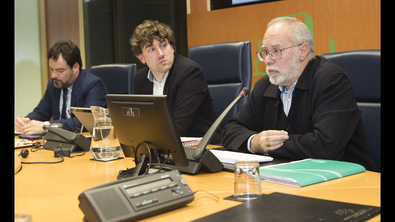 Charla sobre estafa del covid por exdecano colegio biologia euskadi || RESISTANCE ...-