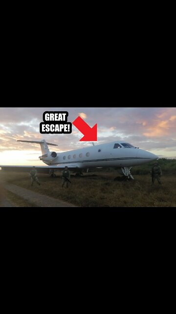 Narco Jet Escapes Mexican Military Helicopter #shorts