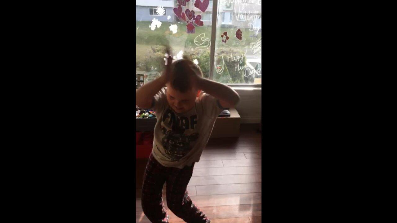 Kid can dance