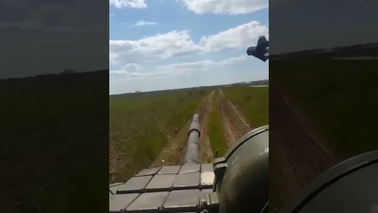 🇺🇦GraphicWar18+🔥Battle Footage Tank Rolling Mechanized Unit - Ukraine Armed Forces(ZSU) #shorts