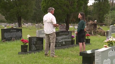 Families asking for help with cleanup of Wimauma cemetery after Hurricane Ian