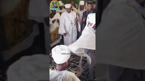 ወትቤ ሀገር ተወከፈኒ