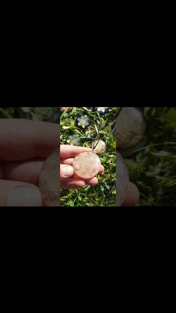 Comment harmoniser ses chakras ? Visite le lien sur ma chaine. Et abonne toi 😊 !