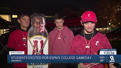 Uc students camp out ahead of College GameDay