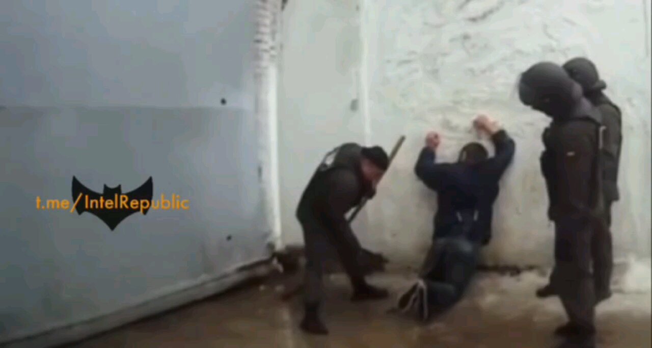 ⚠️ WARNING: DISTURBING FOOTAGE. 🇺🇦 UKRAINE TORTURES OWN PRISONERS TO ENSURE COMPLIANCE: