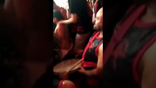 Torcida do Flamengo cantando "O sentimento não pode parar" no Maracanã