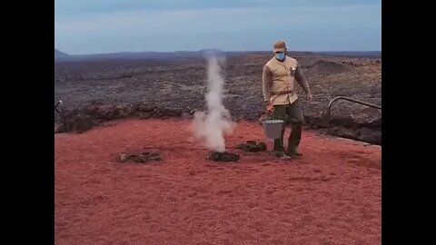 Can you imagine playing with a volcano? 🤯😳#viral #shorts #foryou