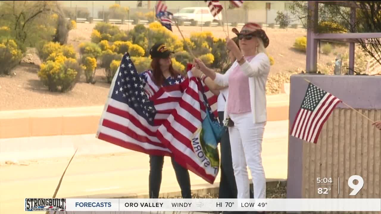 Tucsonans gather to support truck convoy