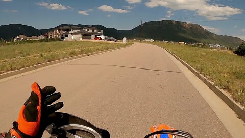 2021 Riding Around - vlog #3 - Petcock, more people, and awesome parking!