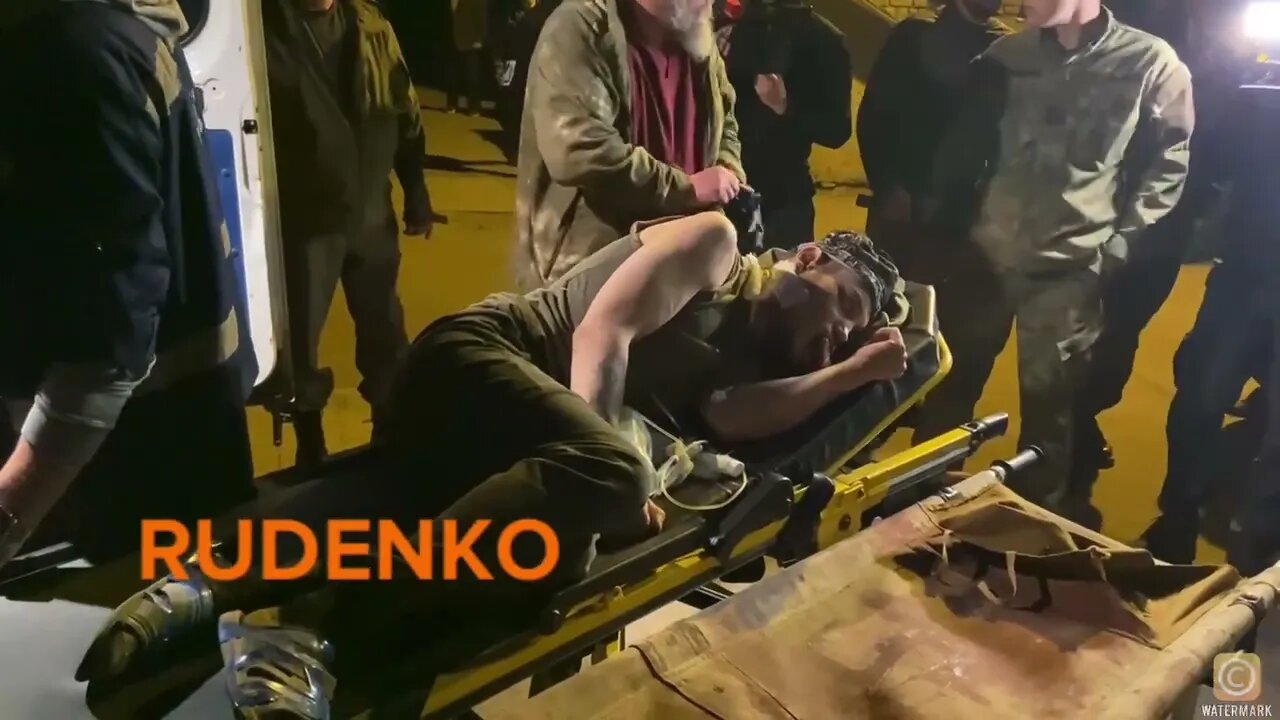 The First Wounded Ukrainian Azov Nationalists Taken Out Of The Azovstal Plant