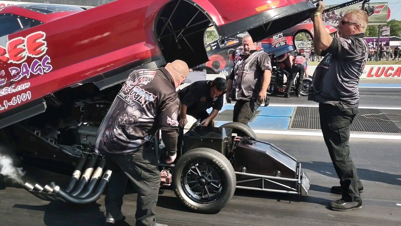 Bob Bode doing a burnout for E1 Brainerd 2021