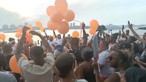 The #OsheaSibley #oshaesible Candlelight Vigil at Pier 47 #LGBT Center #justiceforosheasibley