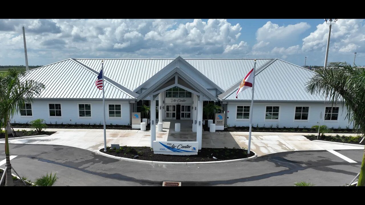 Ribbon Cutting at the New Punta Gorda Airport Aircenter.