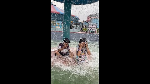 enjoy water park 🏞️