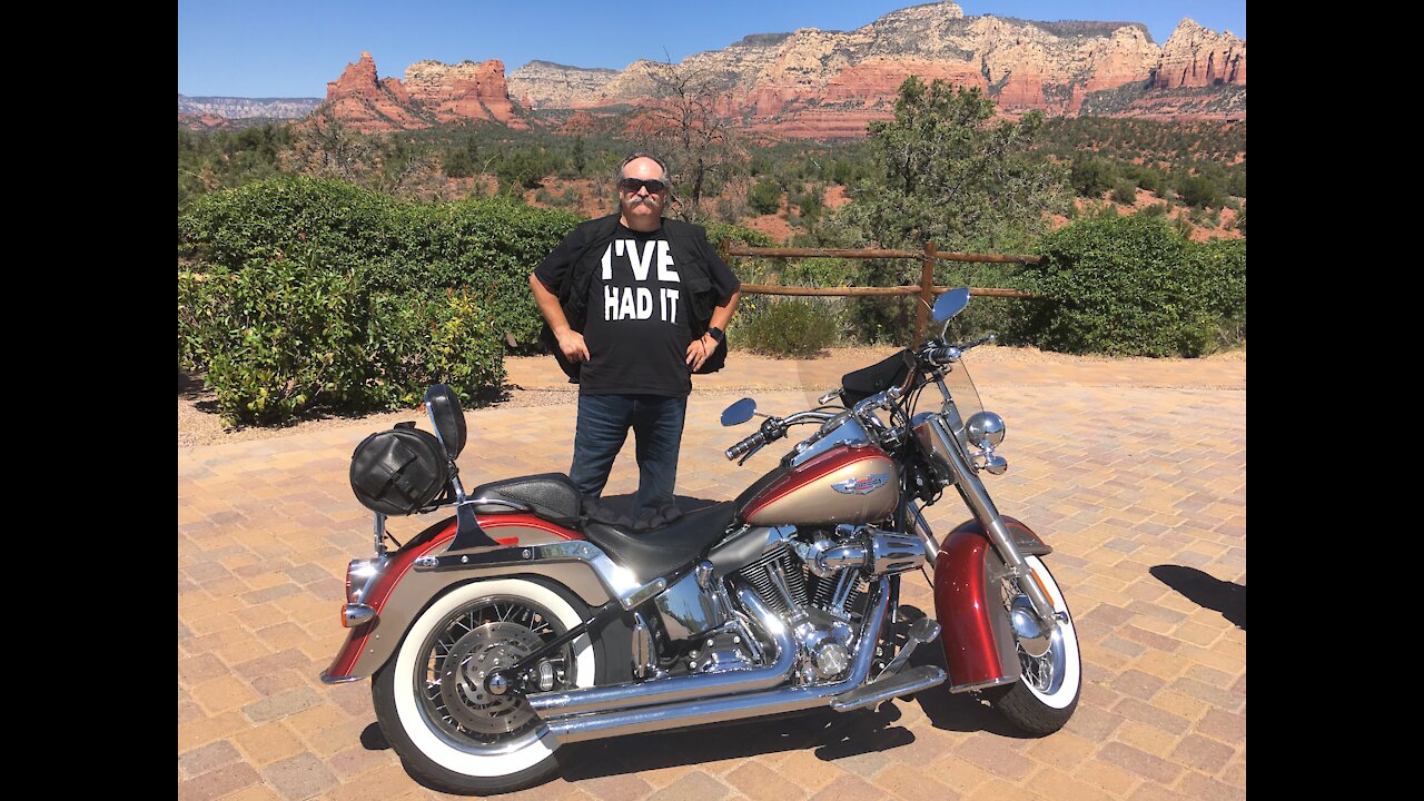 The Sniff Rides 89A North From Sedona AZ 9-21-21