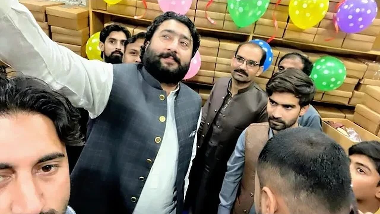 aj zafar supari sb hamari new shop pe tashreef laye bhot shukria thanks to all friends #zafarsupari