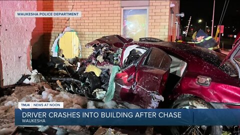 Car crashes into Waukesha apartment; 3 suspects injured