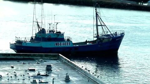 Fishing Ship Out From Newport Oregon Old Bay Front 🚢🎣🐟