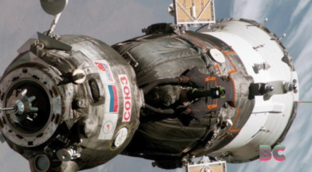 Replacement Soyuz arrives at space station