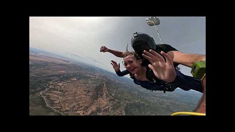 Alani Jumps At Skydive Yosemite!