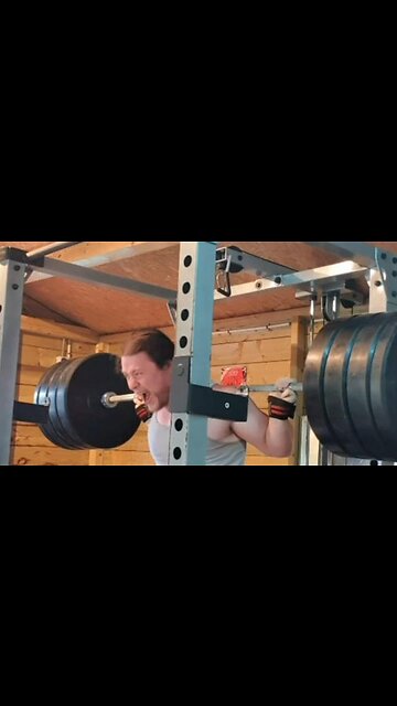 Super easy 165 Kg Paused Squat! New PR!