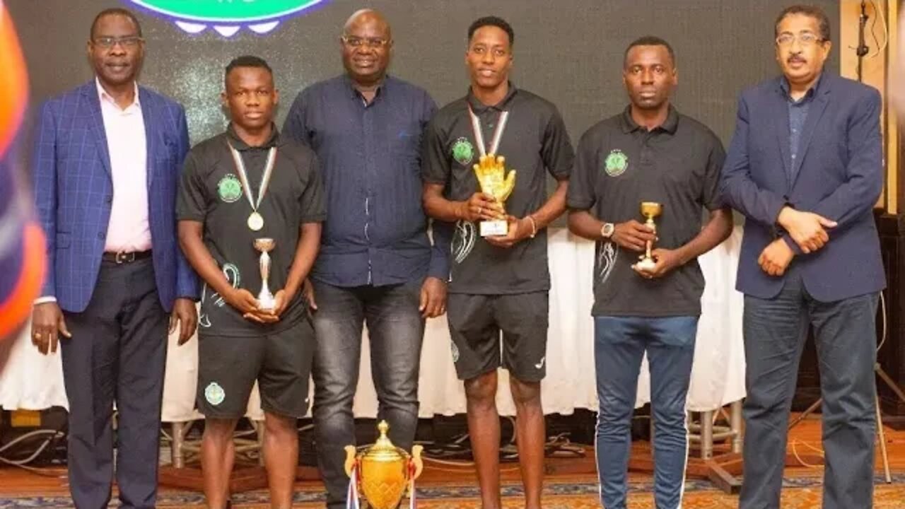 MTIBWA U20 WAPEWA ZAWADI: Mtibwa Sugar imefanya hafla ya kuwapa zawadi timu yake ya vijana