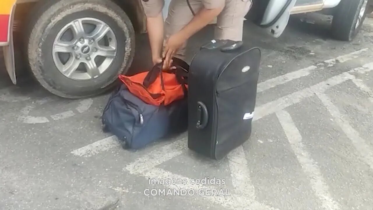 27kg: polícia apreende maconha no centro de Governador Valadares