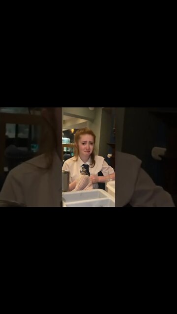 #shorts #2022 funny,prank,funjokes,dad jokes,funny memes,funny video,fun,laughing,funny animal,knock