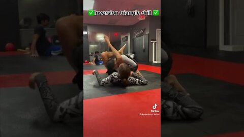 Triangle inversion drill ✅ #bjj #martialarts #mma