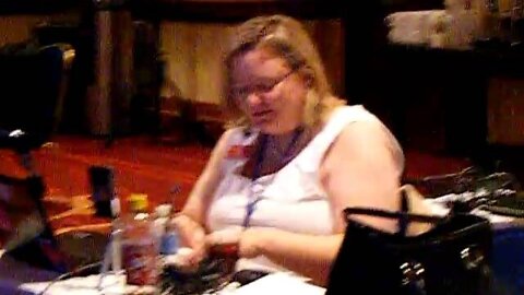 Peek in the bloggers lounge.AVI