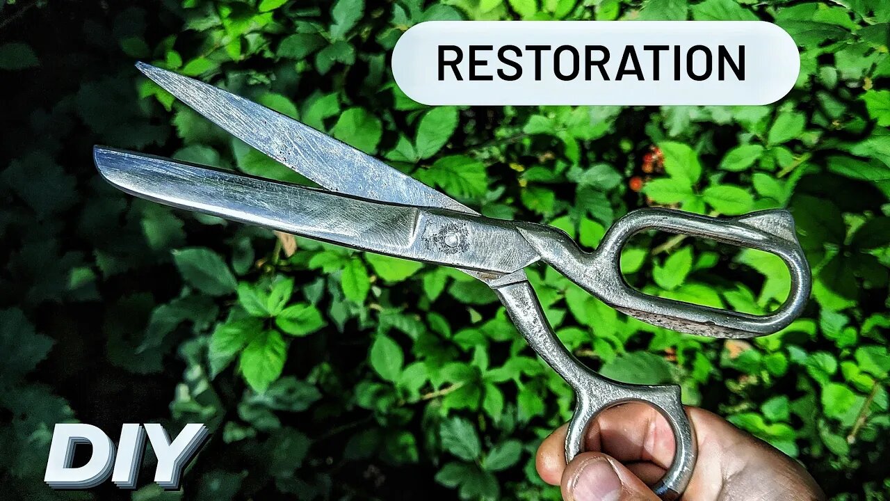 Restoration of old scissors | Rust removal