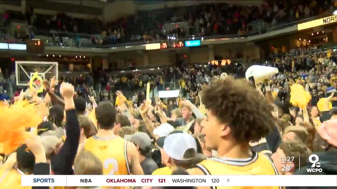 Fans storm court as NKU upsets Cincinnati