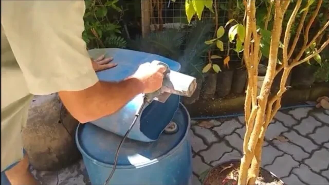 como transformar bombonas em vasos para plantio de frutíferas ou hortas