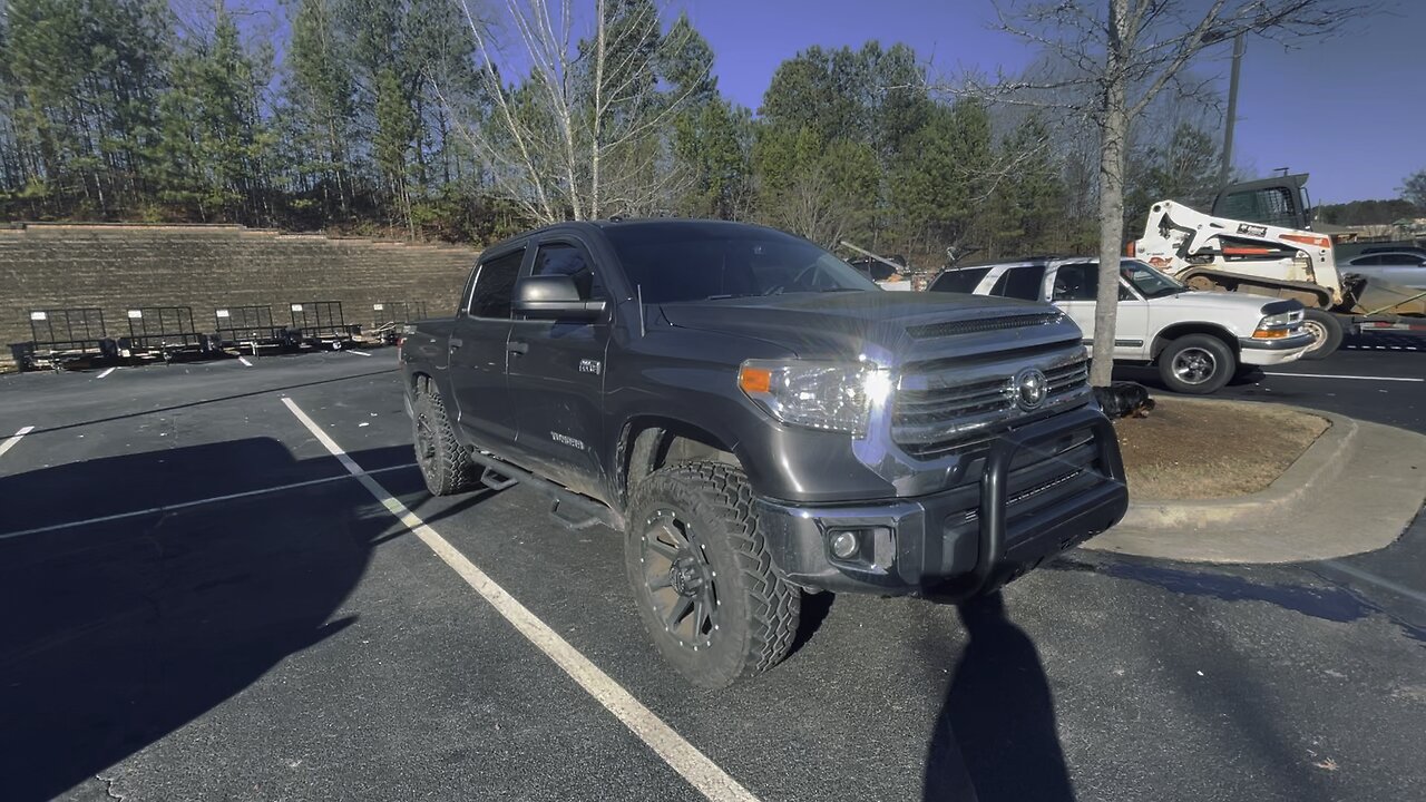 Iโm so proud of my truck, itโs so big! ๐ณ๐คฆ๐ผโโ๏ธ๐บ๐ธ
