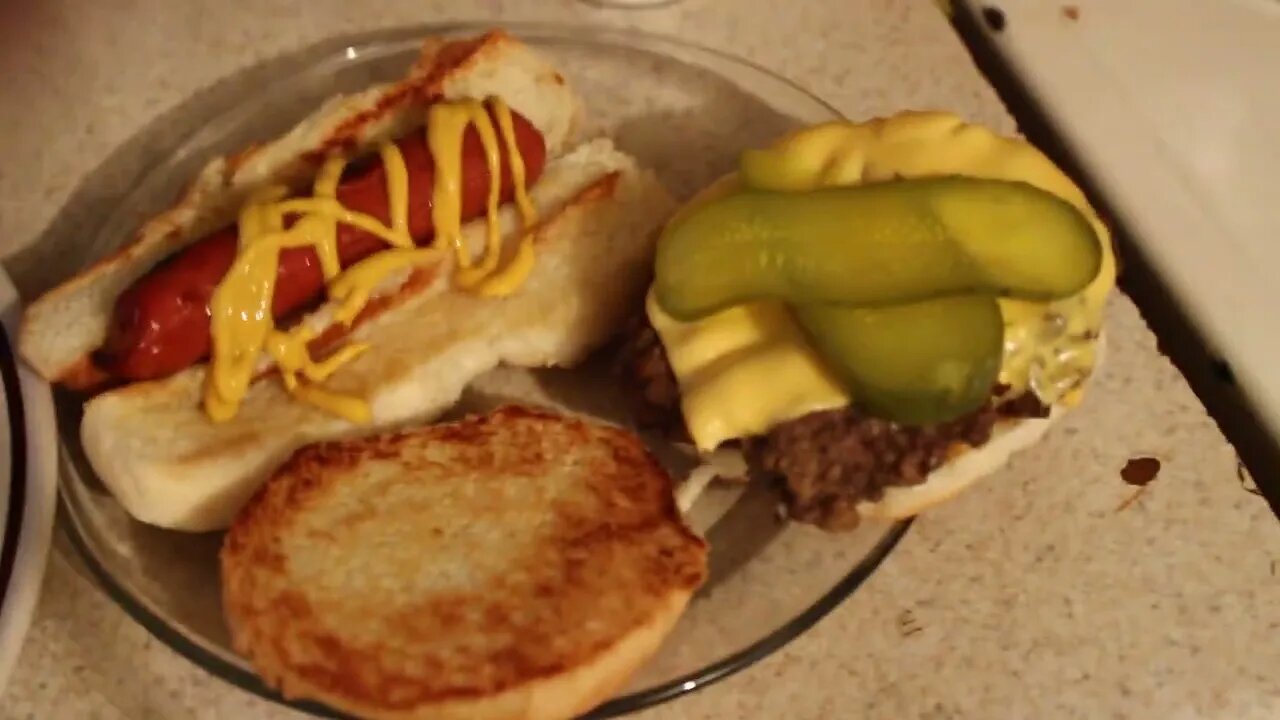 T Bird And Reds Pt 2 BBQ Beef Ribs, Potato Salad,Burgers n Hotdogs 🐮🔪🥄🍴🍽️👨🏼🍳