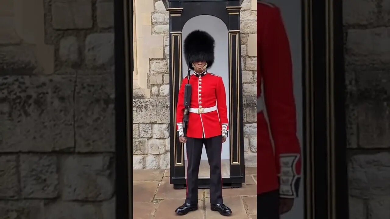 the queen's guard tower of london #thetoweroflondon