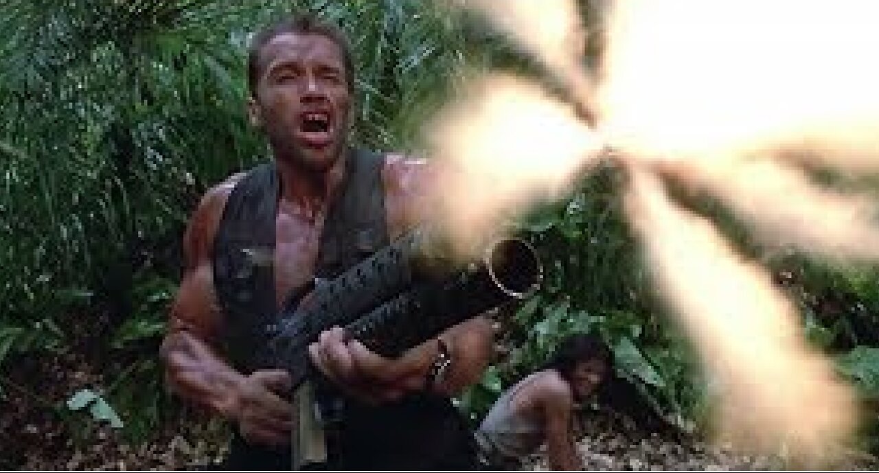 "GET TO THE CHOPPER!" The very best reactions to this iconic moment in Predator