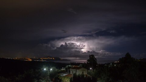 Lightning storm with amazing music hitting to the lightning, great party or study music