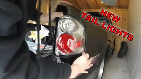 INSTALLING NEW TAIL LIGHTS IN THE 2002 CHEVY S-10 XTREME (HOW TO)