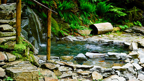 I Hiked 25 Miles to a Hotspring