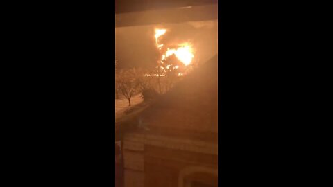 Civilian homes burn in #kharkov after Russian shelling!